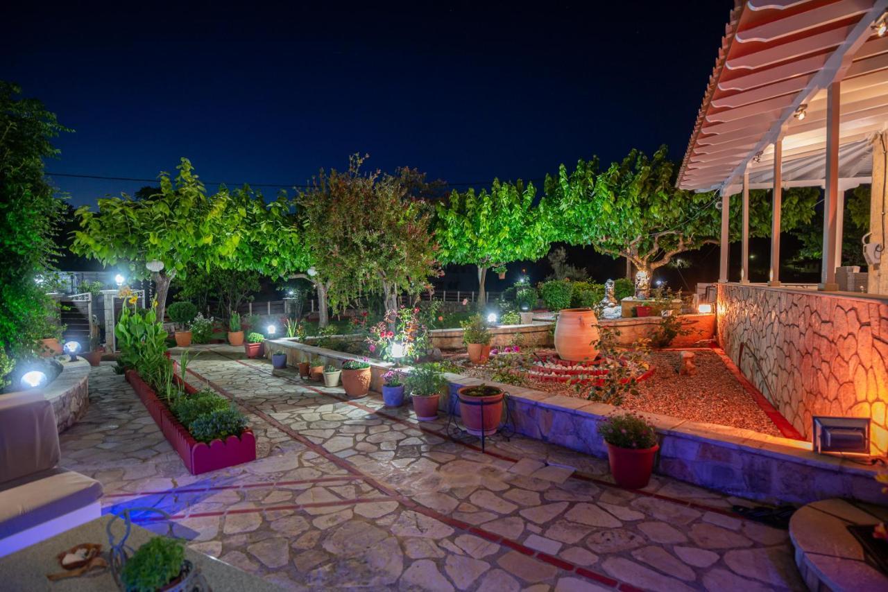 Rock Garden Villa Marantochori Exterior foto
