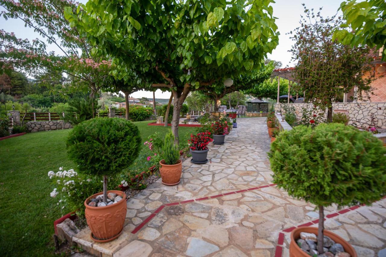 Rock Garden Villa Marantochori Exterior foto