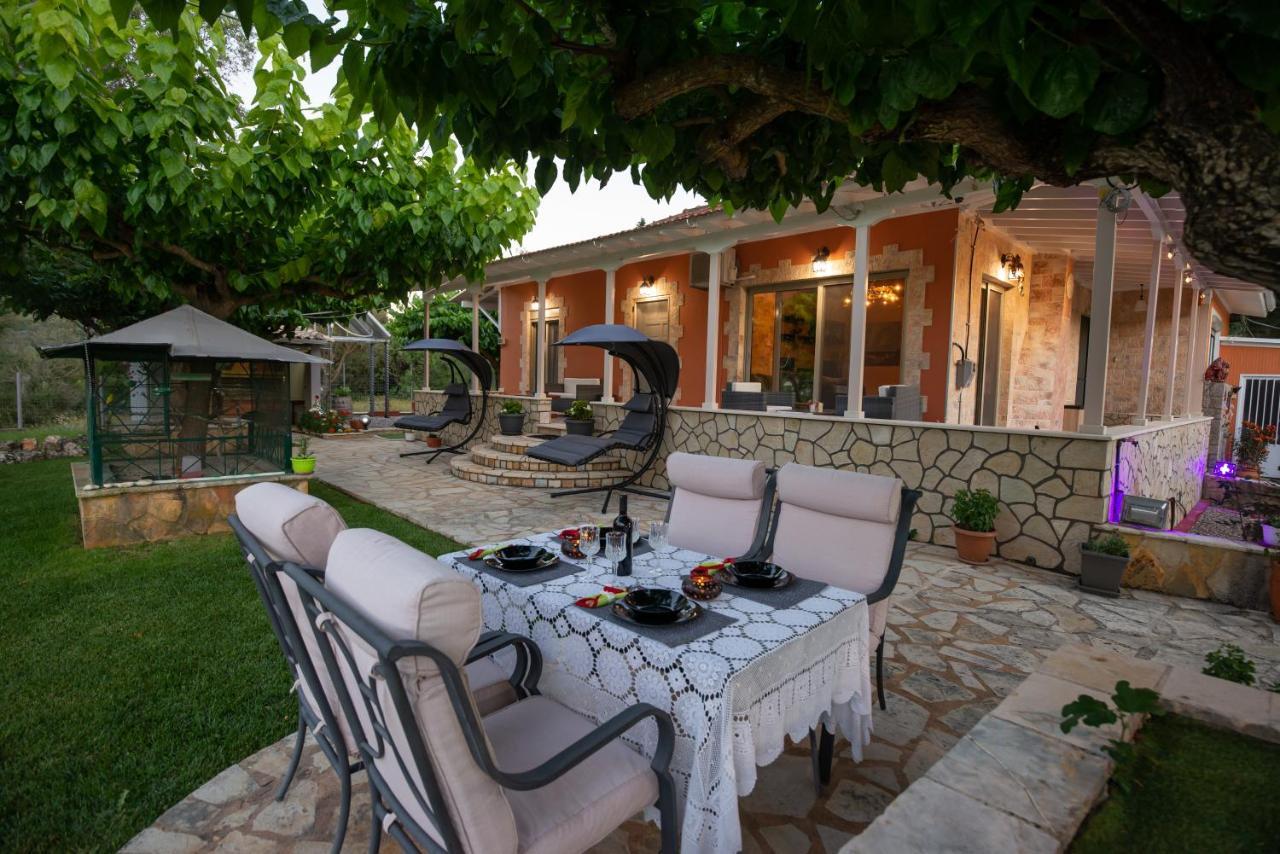 Rock Garden Villa Marantochori Exterior foto