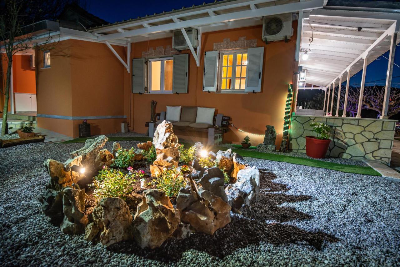 Rock Garden Villa Marantochori Exterior foto